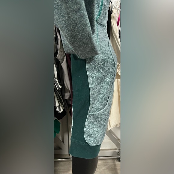 Lululemon Scuba Jacket - Picture 8 of 15